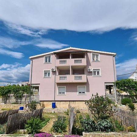 Apartmani Cesar Rtina Zewnętrze zdjęcie
