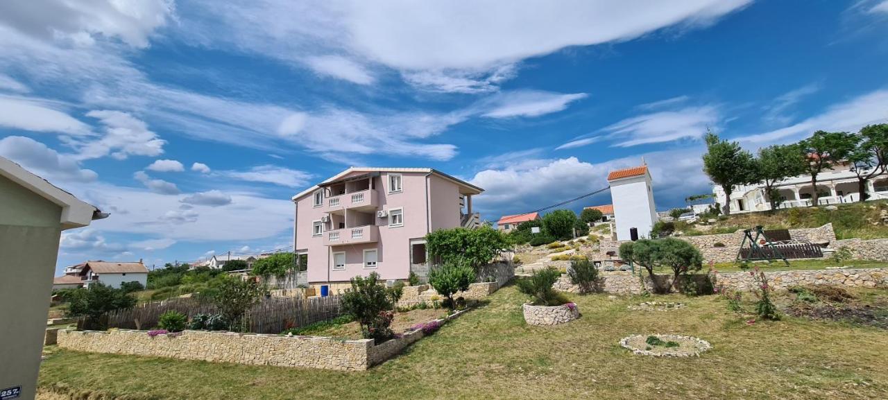 Apartmani Cesar Rtina Zewnętrze zdjęcie