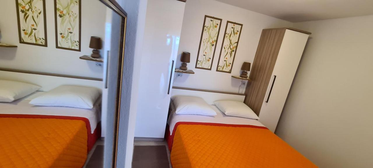 Apartmani Cesar Rtina Zewnętrze zdjęcie